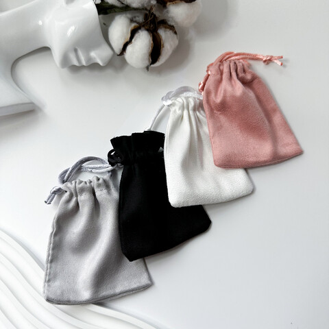 Мешочек с затяжкой для упаковки украшений 7х9 см