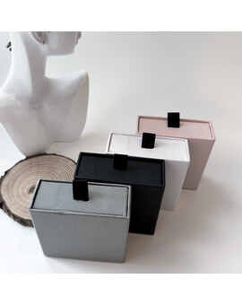 Подарочная упаковка (коробка), изображение 1