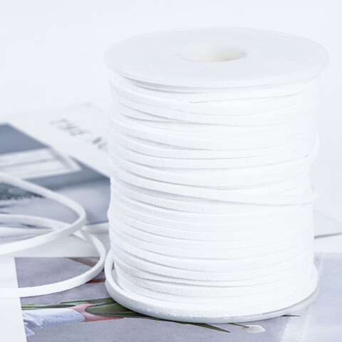 Шнур замшевый 3 мм белый 1 метр