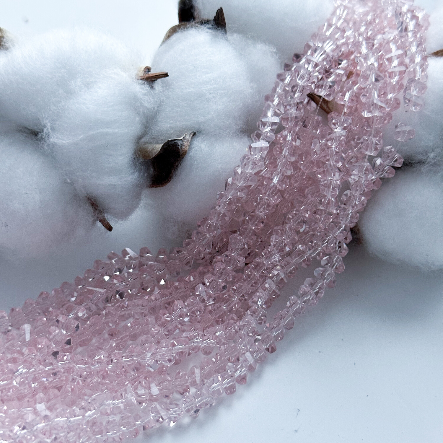 Хрусталь рубка треугольная 6 мм прозрачный розовый