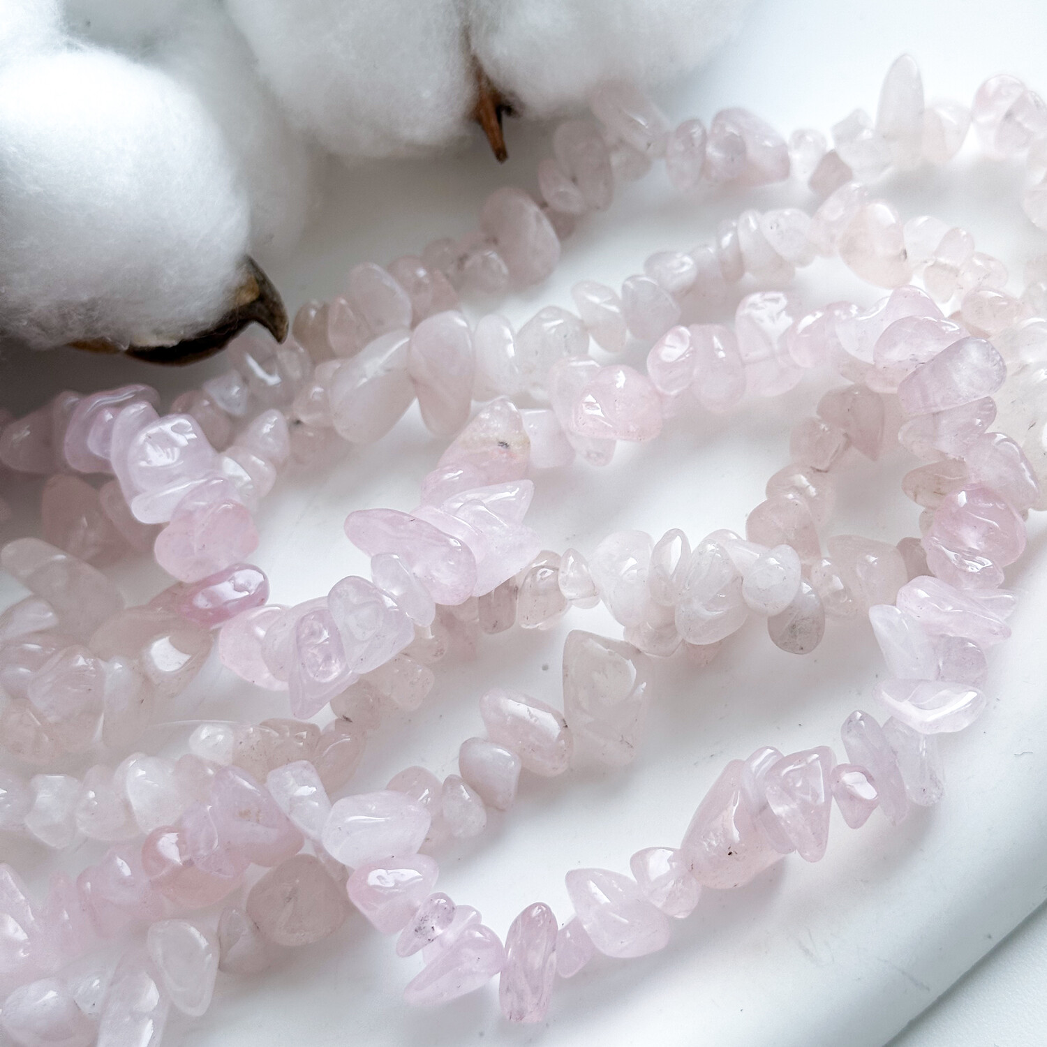 Розовый кварц свободной формы 5-10 мм