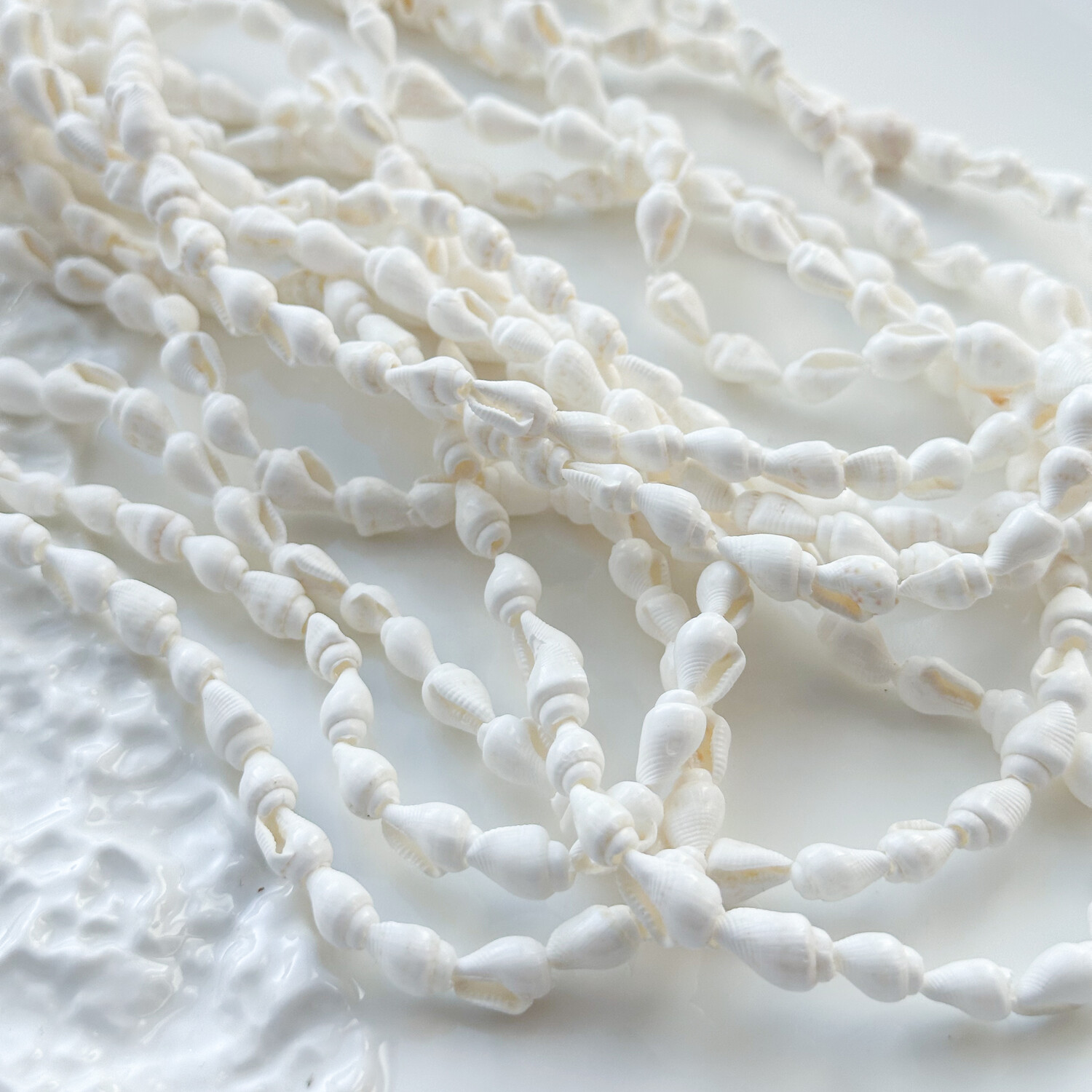 Ракушки 10х6 мм нить 150 см