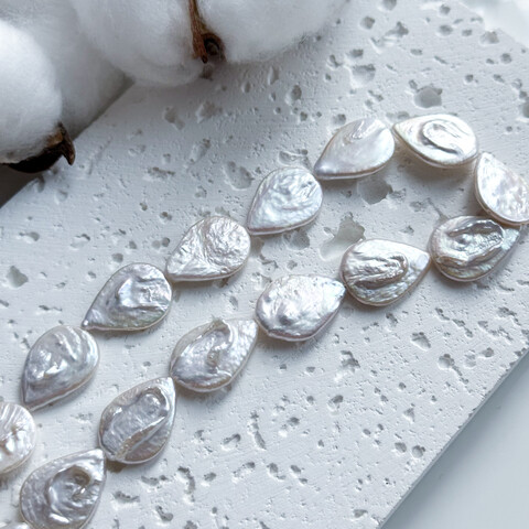 Жемчуг натуральный 13-17 мм плоский капля (1 шт.)