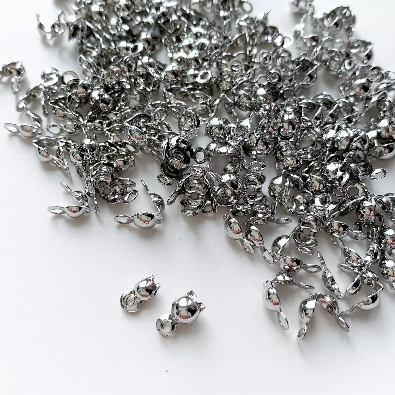 Каллоты (обжимные концевые колпачки) родий (10 шт.)