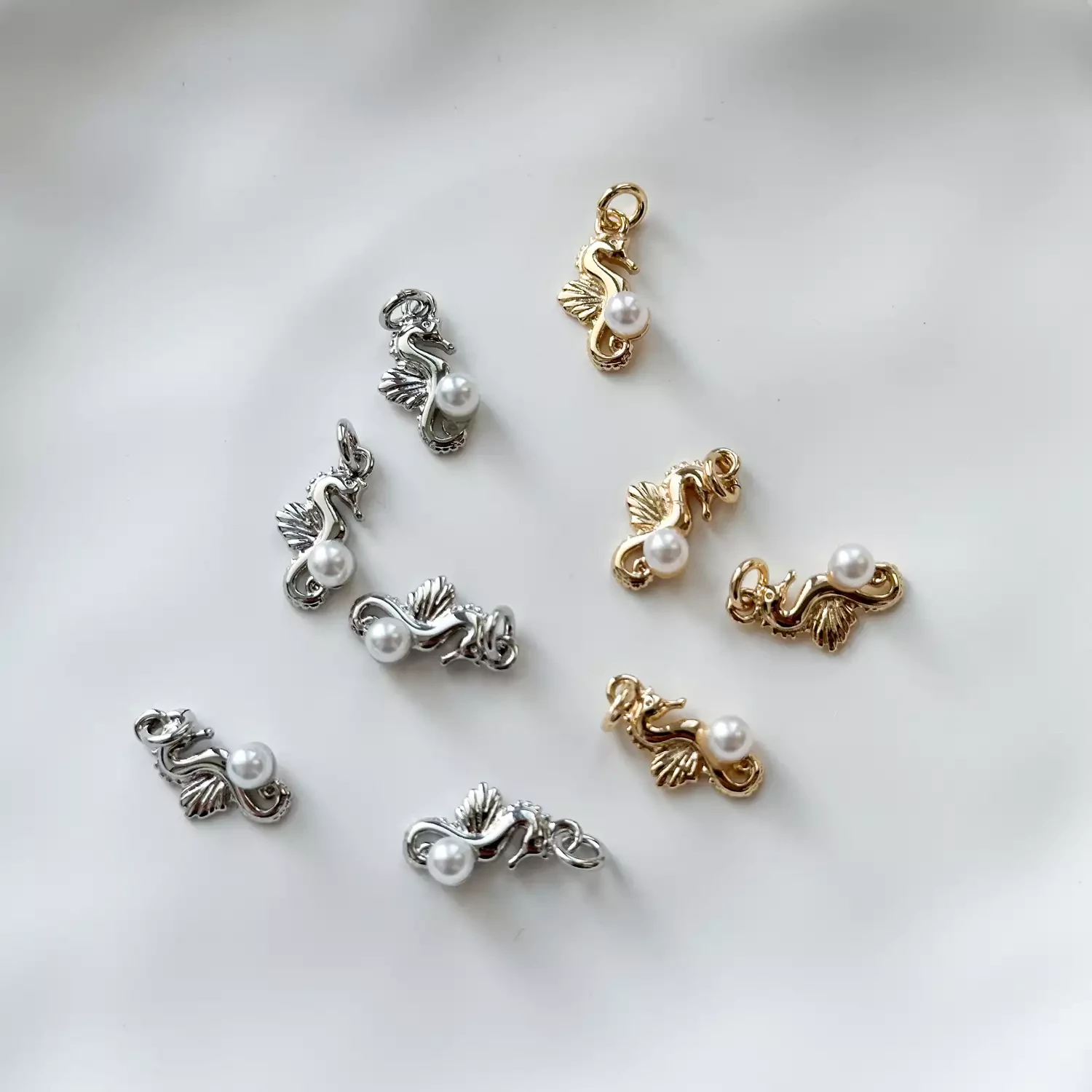 Подвеска Морской конек 9х16 мм