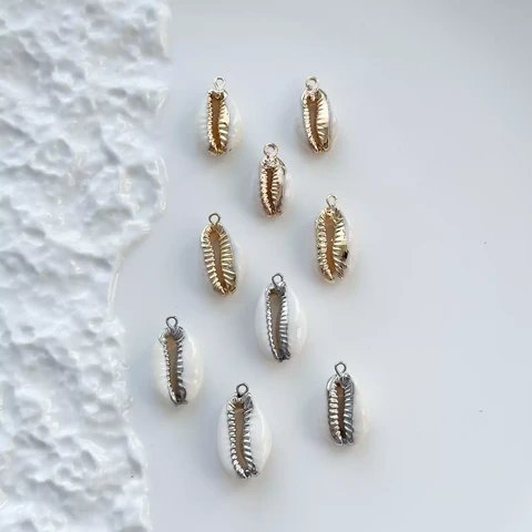 Подвеска Ракушка белая 15х20 мм