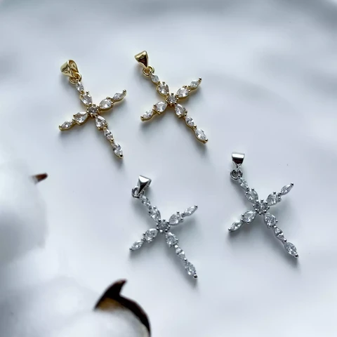 Подвеска Крест с цирконами 30х23 мм