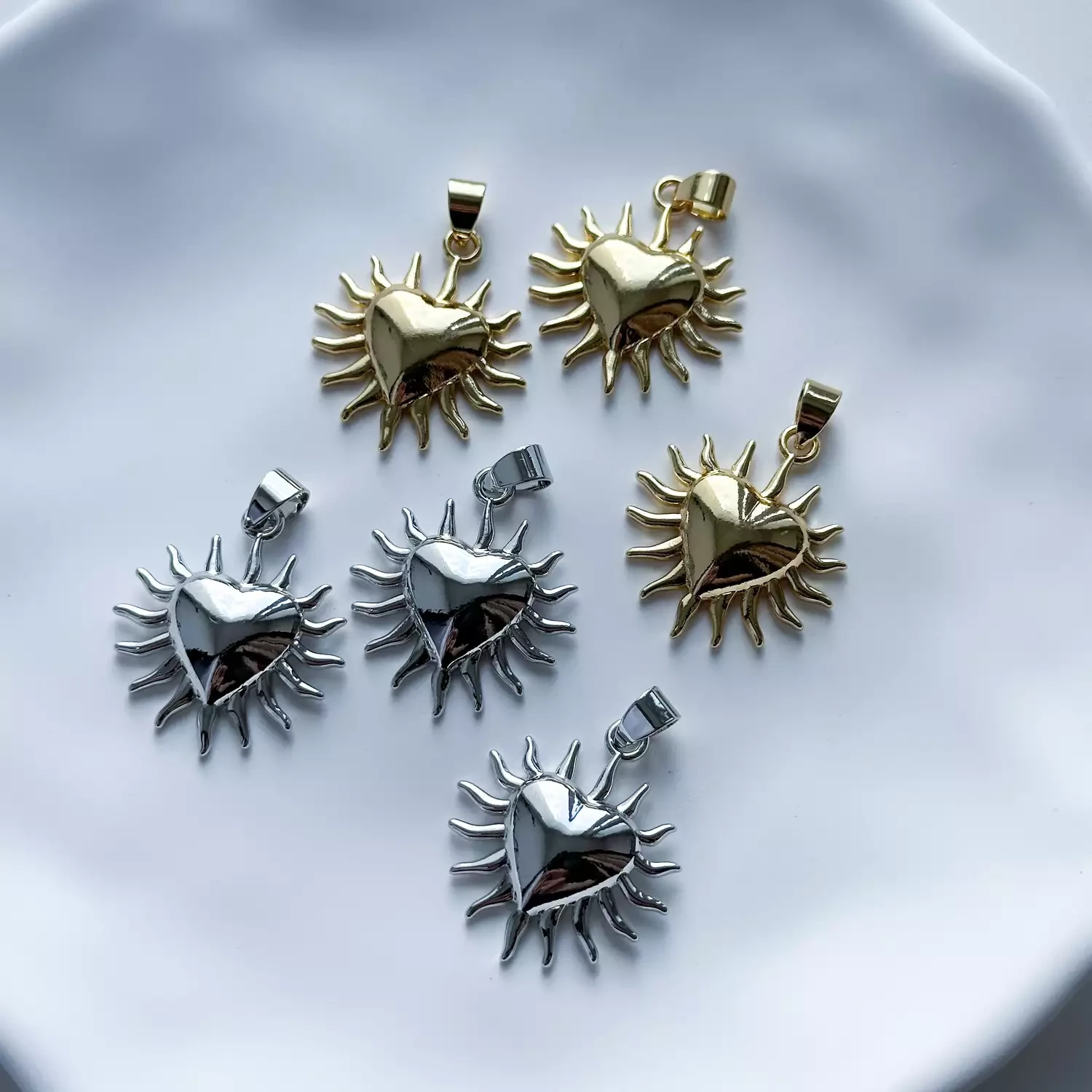 Подвеска Сердце-солнце 23х26 мм