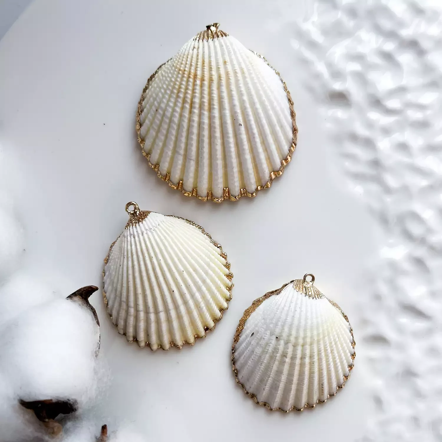 Подвеска Ракушка белая 30-50 мм (шт.)