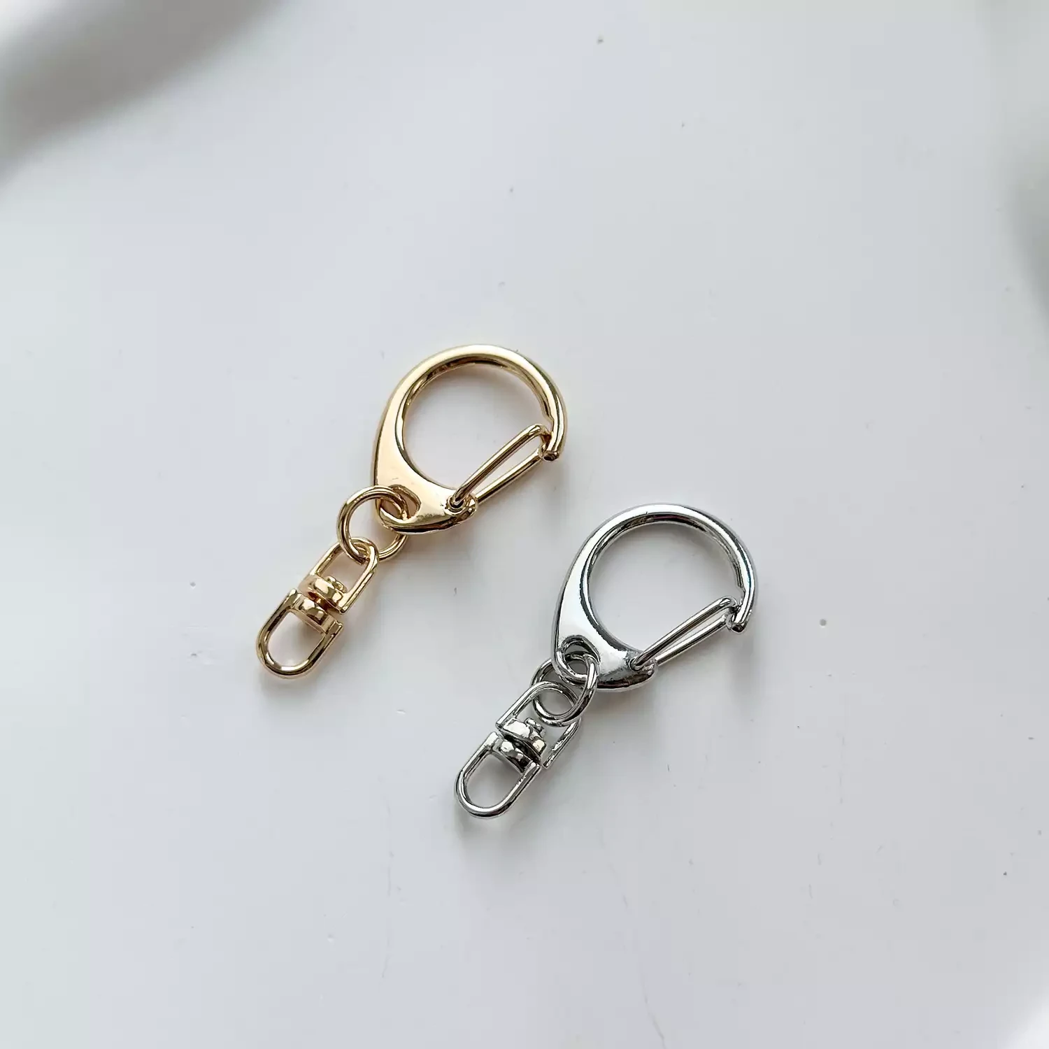 Карабин объемный для обвеса 23х18 мм (40 мм)