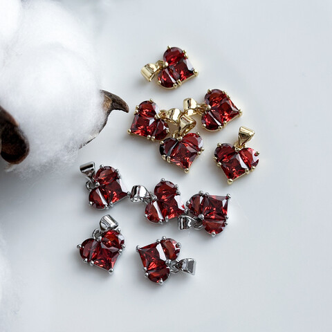 Подвеска Сердце с цирконами 14 мм красный