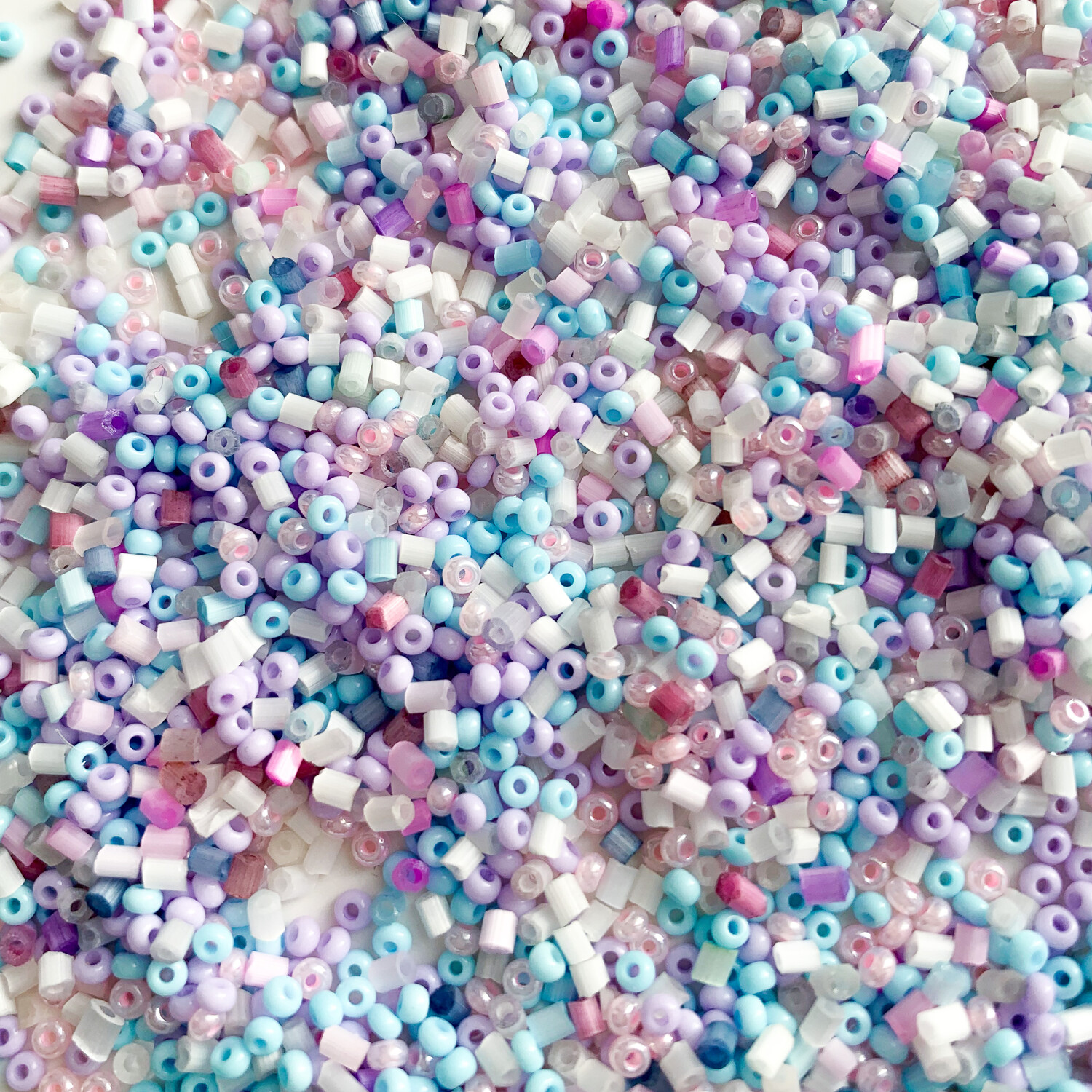 Бисер MIX бело-голубо-сиреневый Единорог (5 гр.)