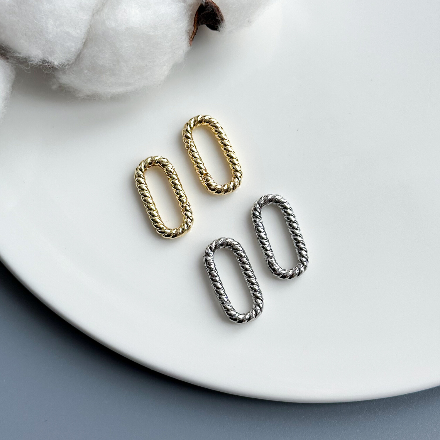 Карабин Овальный фактурный 11х22 мм