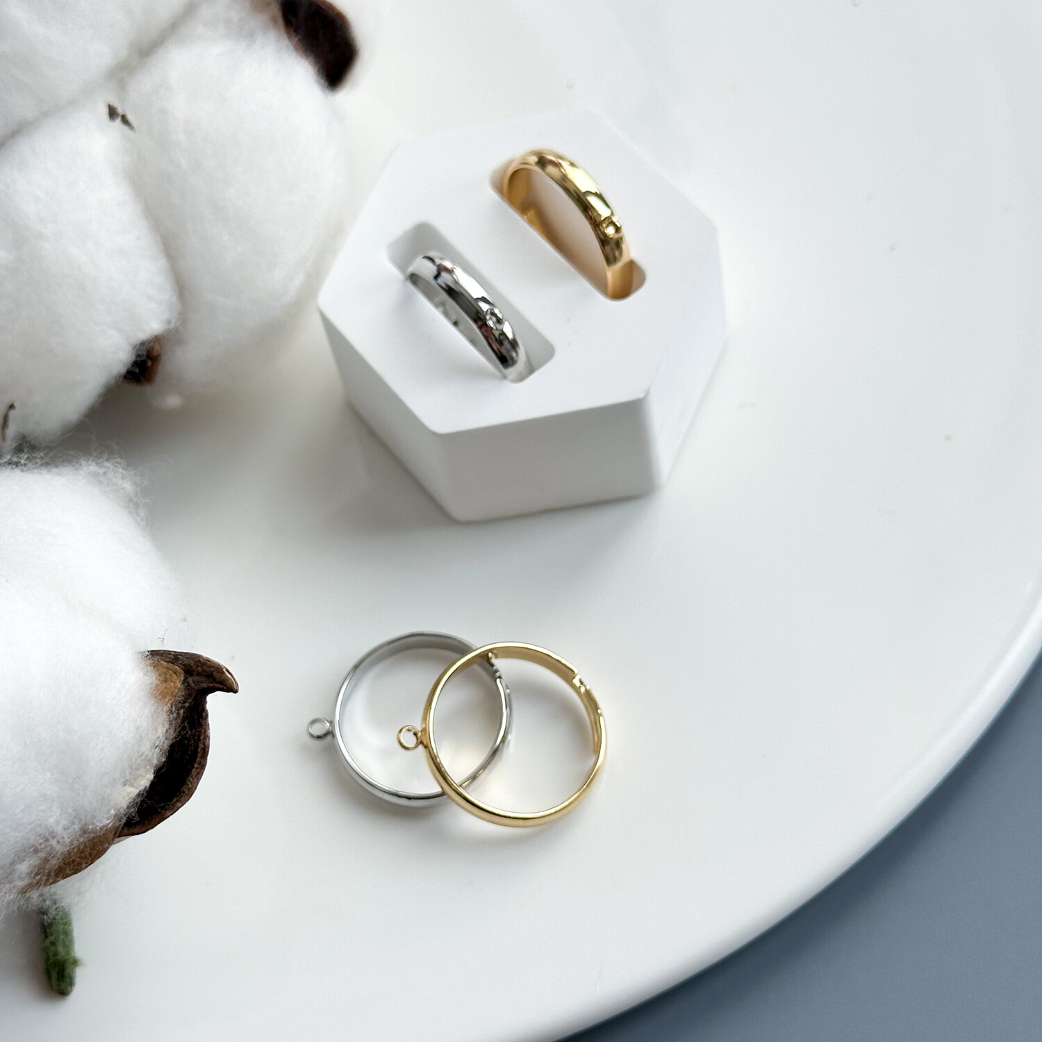 Кольцо-основа с петлей регулируемое 4 мм