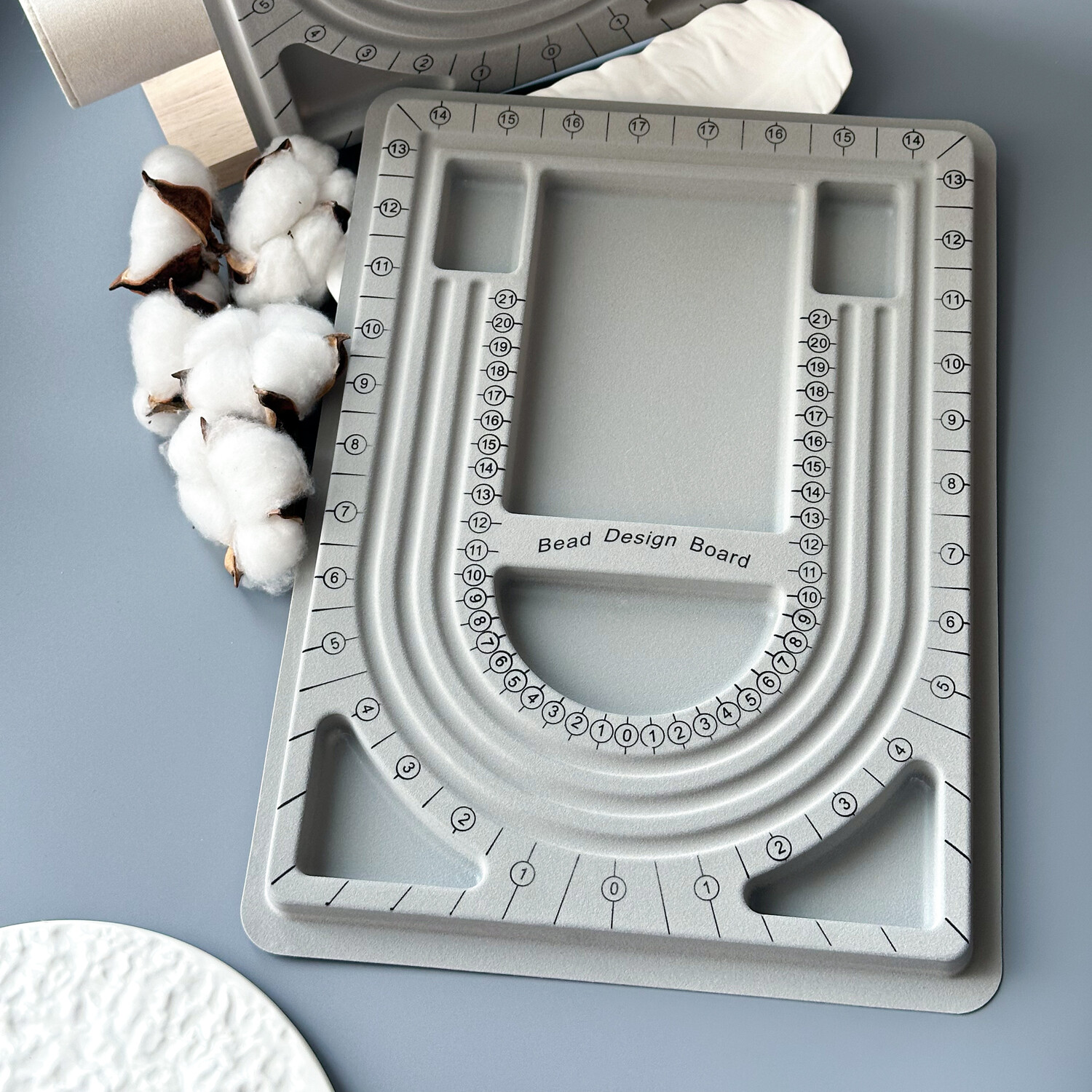 Планшет для сборки украшений 32х24 см серый пластик/бархат