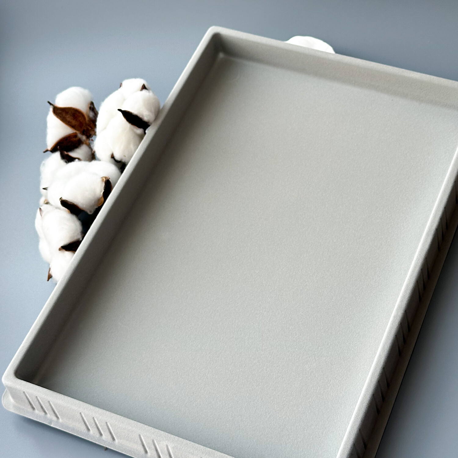 Лоток для хранения 36,5х26 см серый пластик/бархат