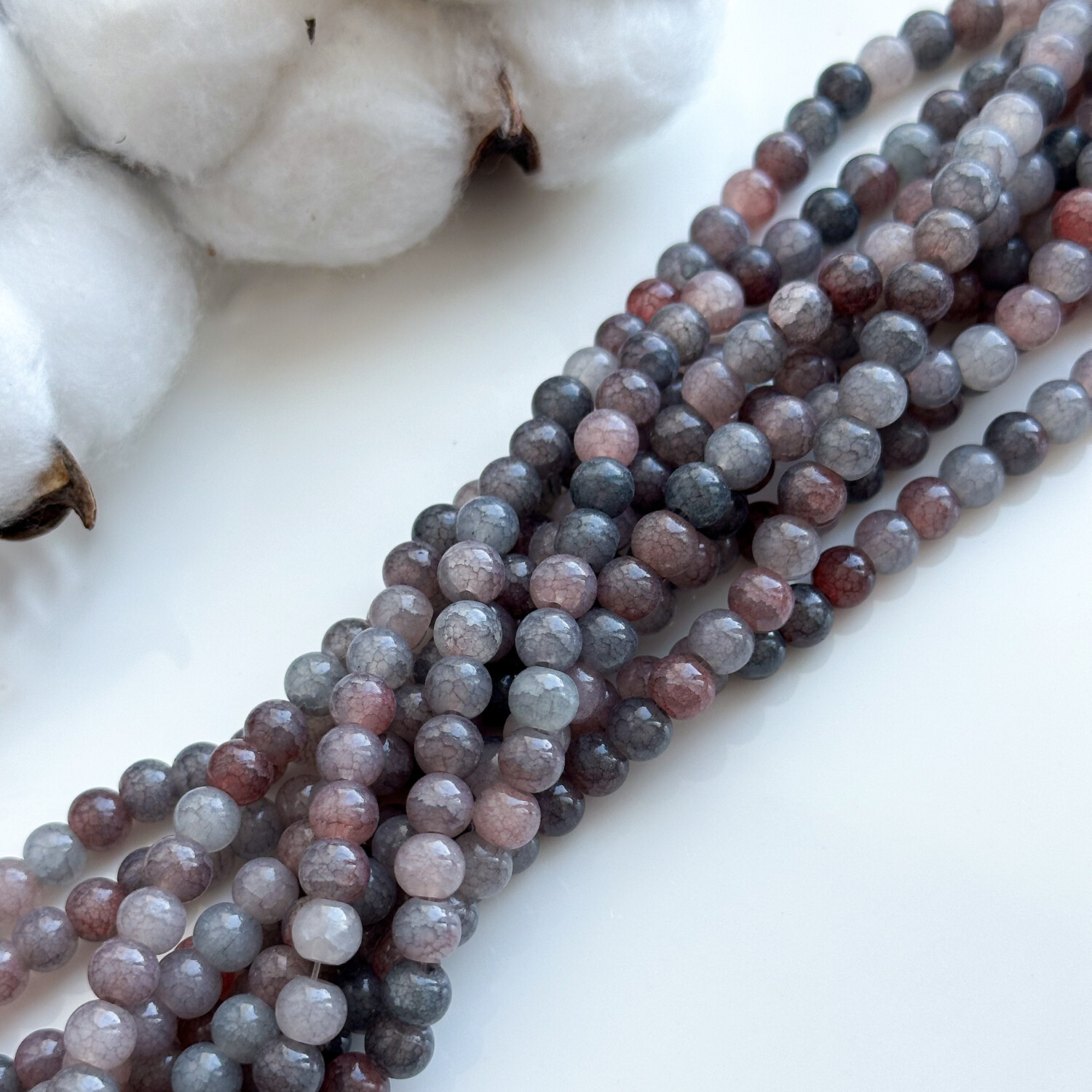 Бусины MIX круглые стекло 6 мм красно-черный