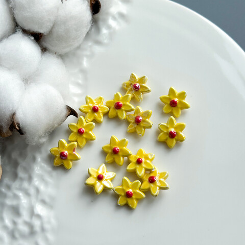 Бусина Цветок керамика 16х17 мм жёлтый