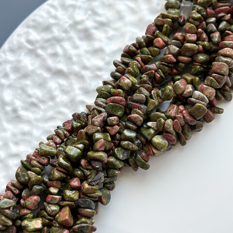 Унакит свободной формы 5-8 мм