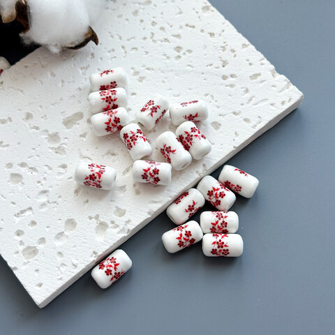 Бусина цилиндрическая с цветком керамика 10х17 мм красный (1 шт.)