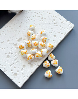 Бусина Сердце с цветком керамика 12 мм жёлтый (1 шт.), изображение 1