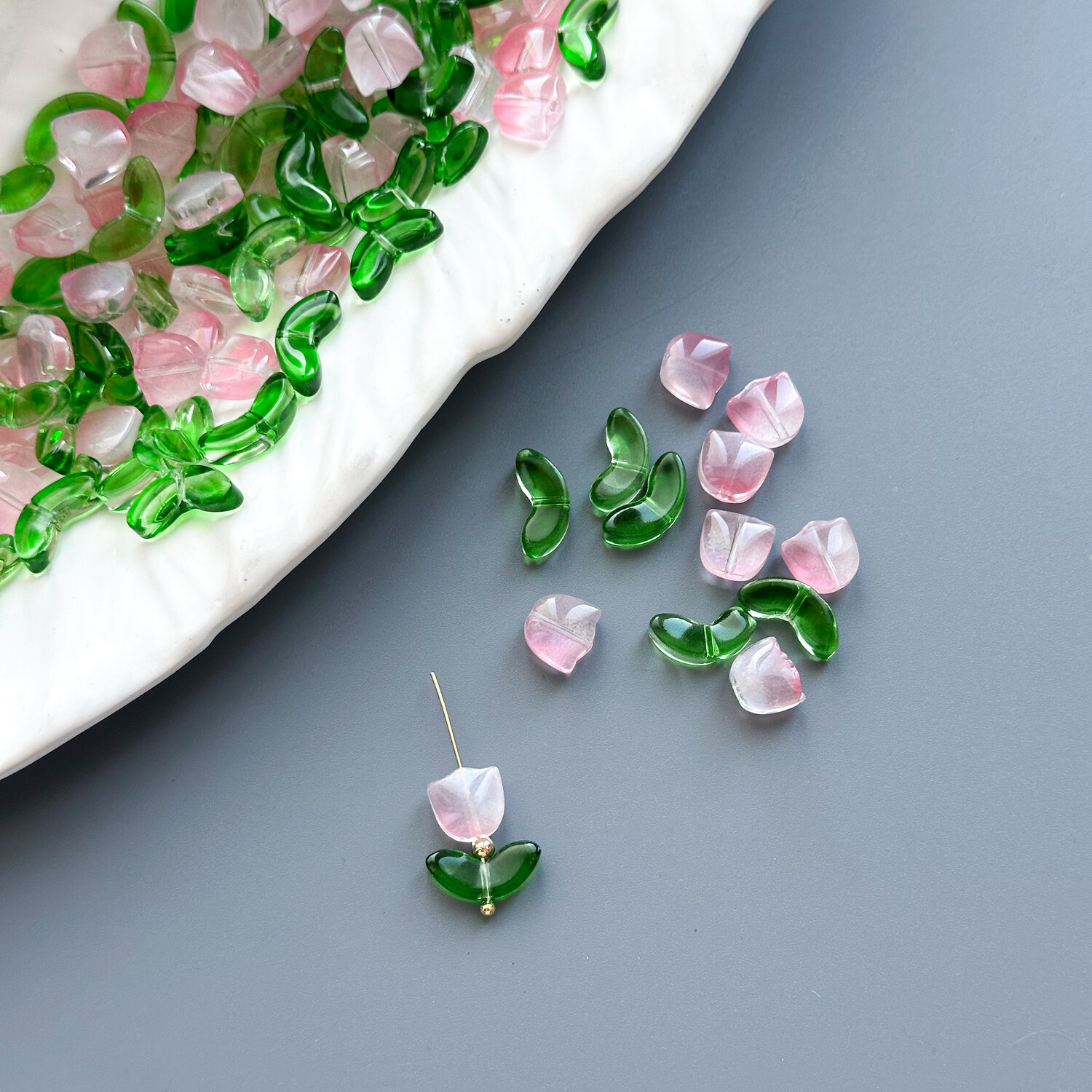 Бусины Тюльпан с листьями 9х9 мм/14х7 мм розовый