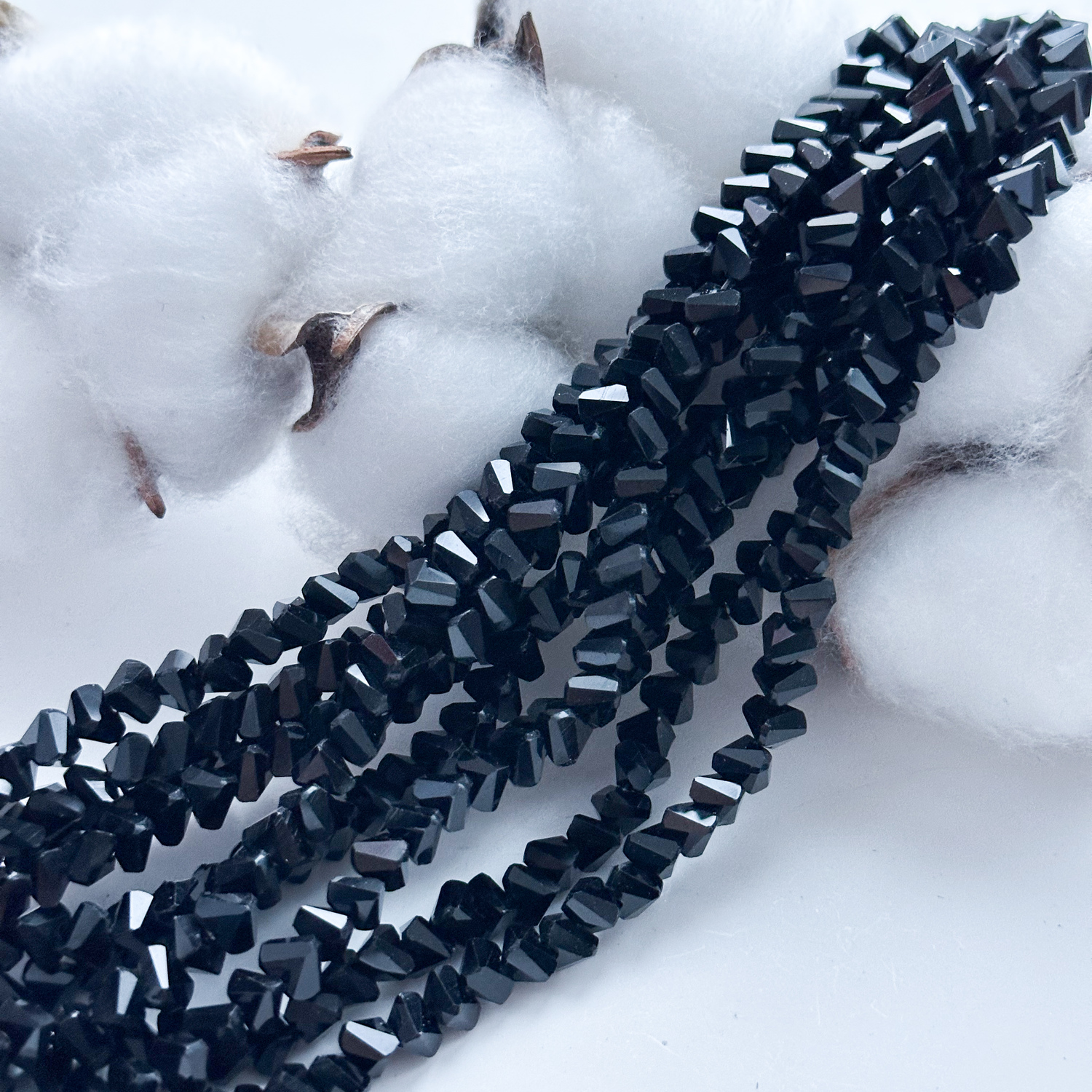 Хрусталь рубка треугольная 6 мм черный