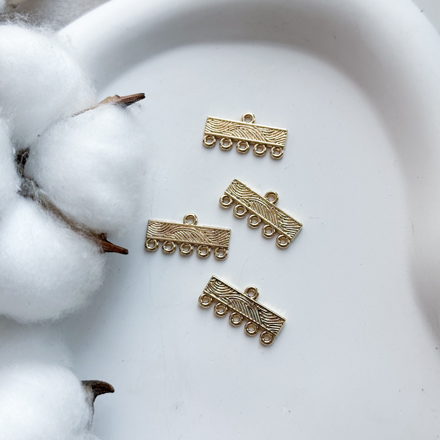 Концевик 20 мм 5 петель позолота 14К