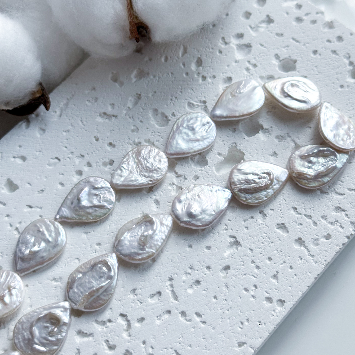 Жемчуг натуральный 13-17 мм плоский капля (1 шт.)